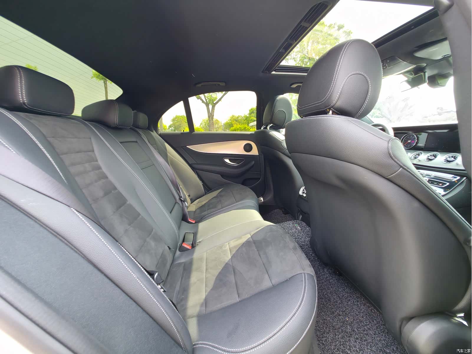 Mercedes-Benz E-Class, 2017 6