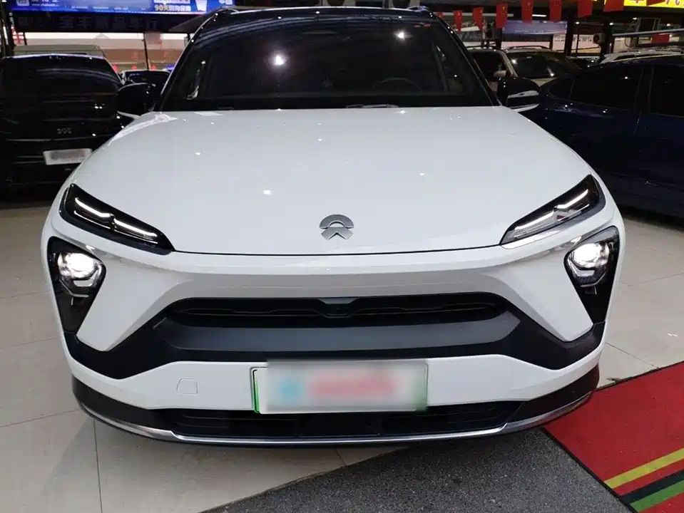 NIO ES6