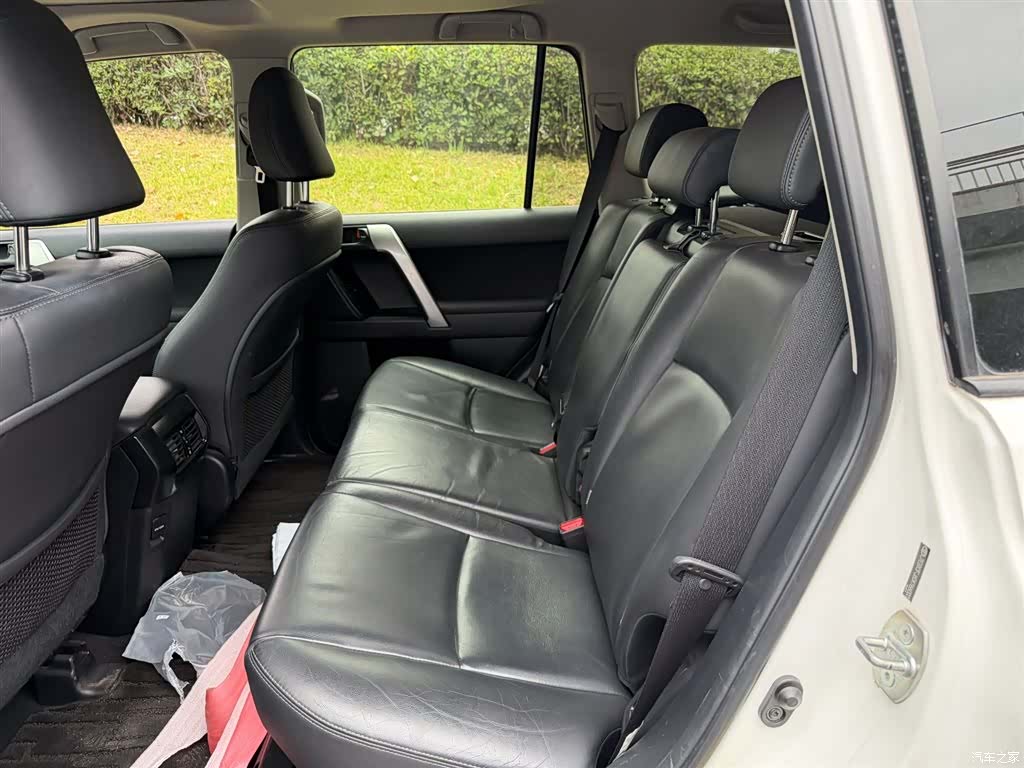 Toyota Prado, 2014 10