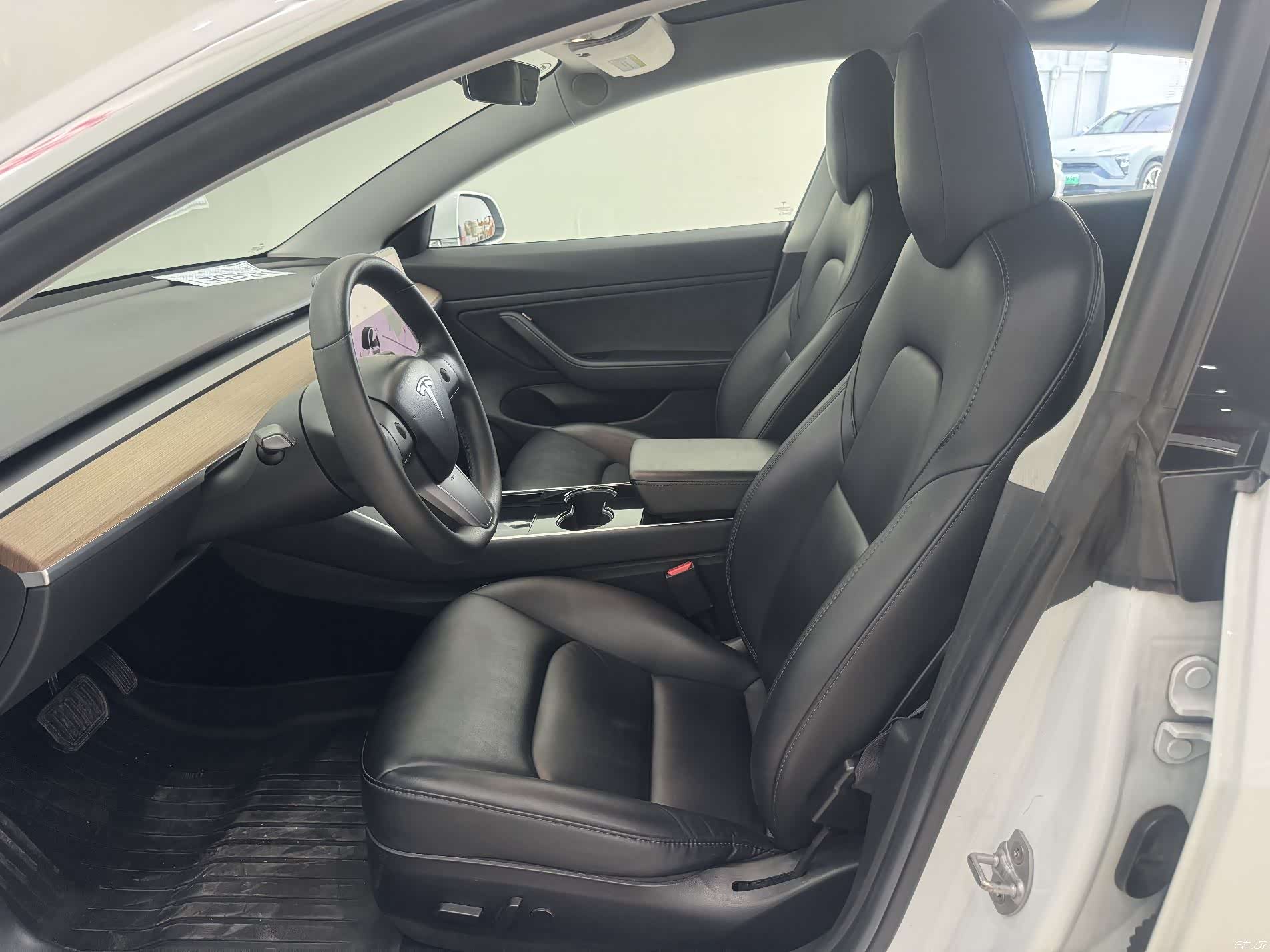 Tesla Model 3, 2019 10