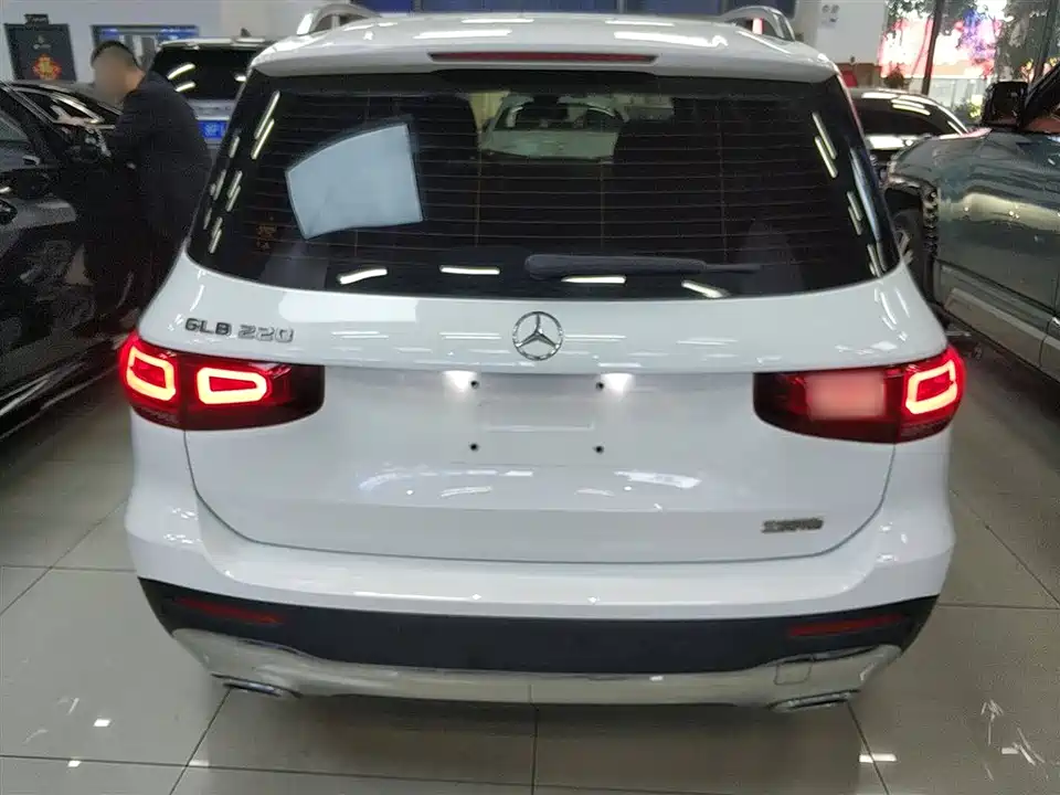 Mercedes-Benz GLB Mercedes-Benz GLB