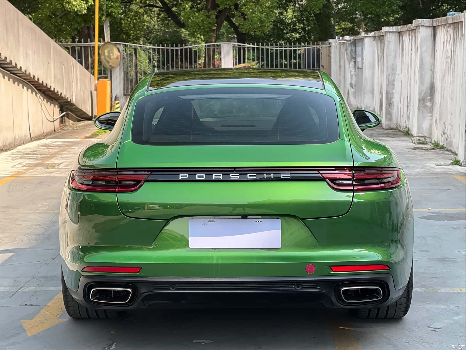 Porsche Panamera, 2019 все фото