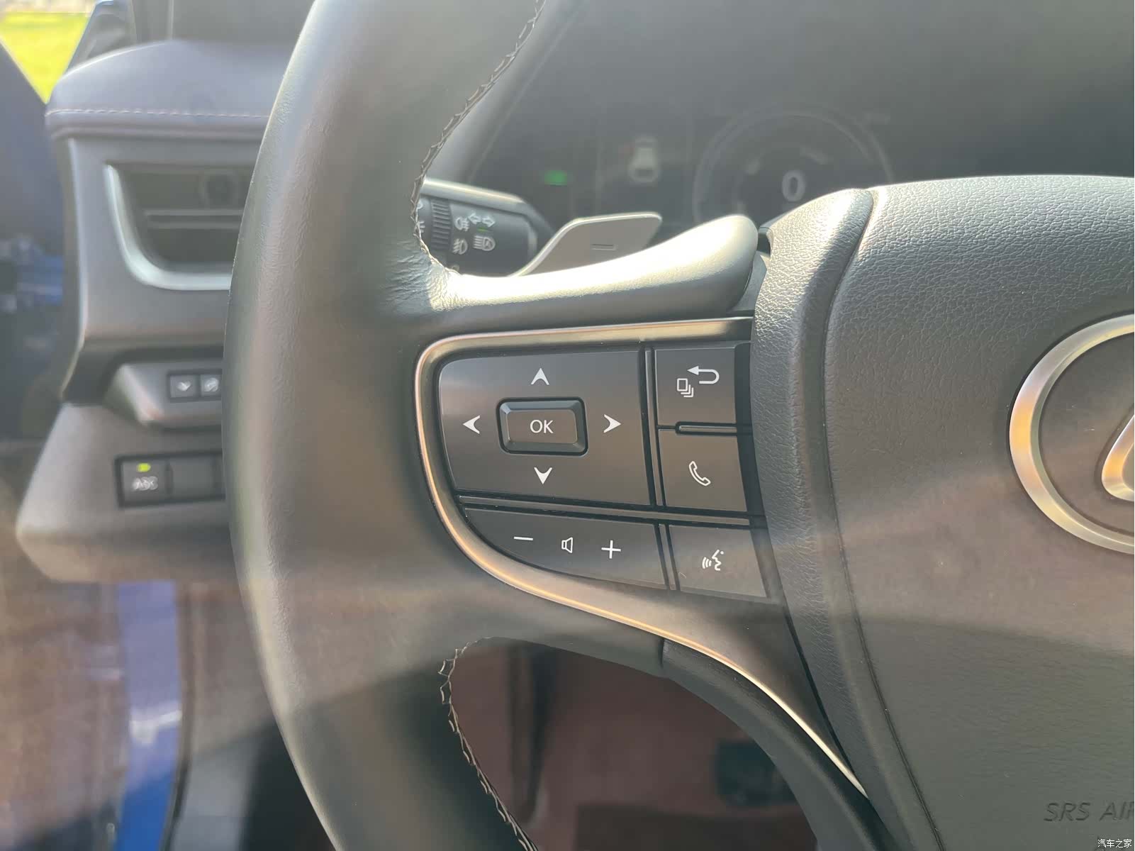 Lexus UX, 2020 19