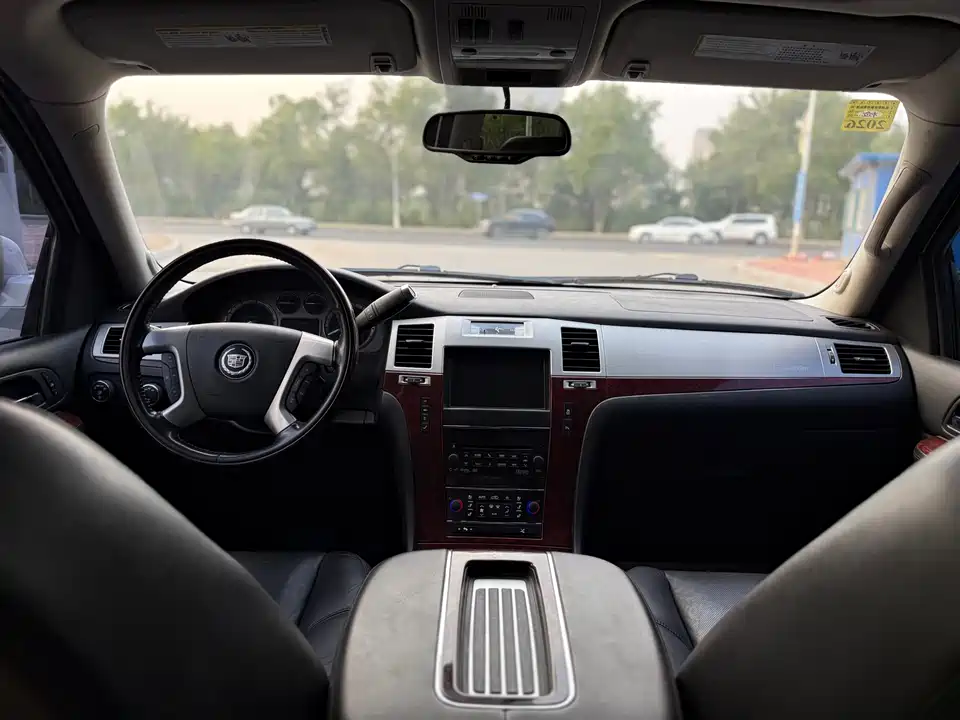 Cadillac Escalade ESCALADE