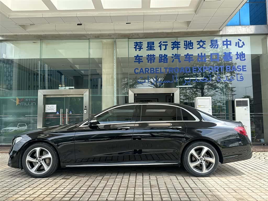 Mercedes-Benz E-Class, 2019 4