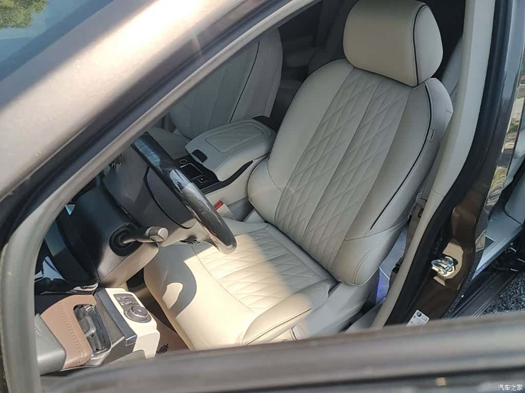 Buick GL8, 2021 11