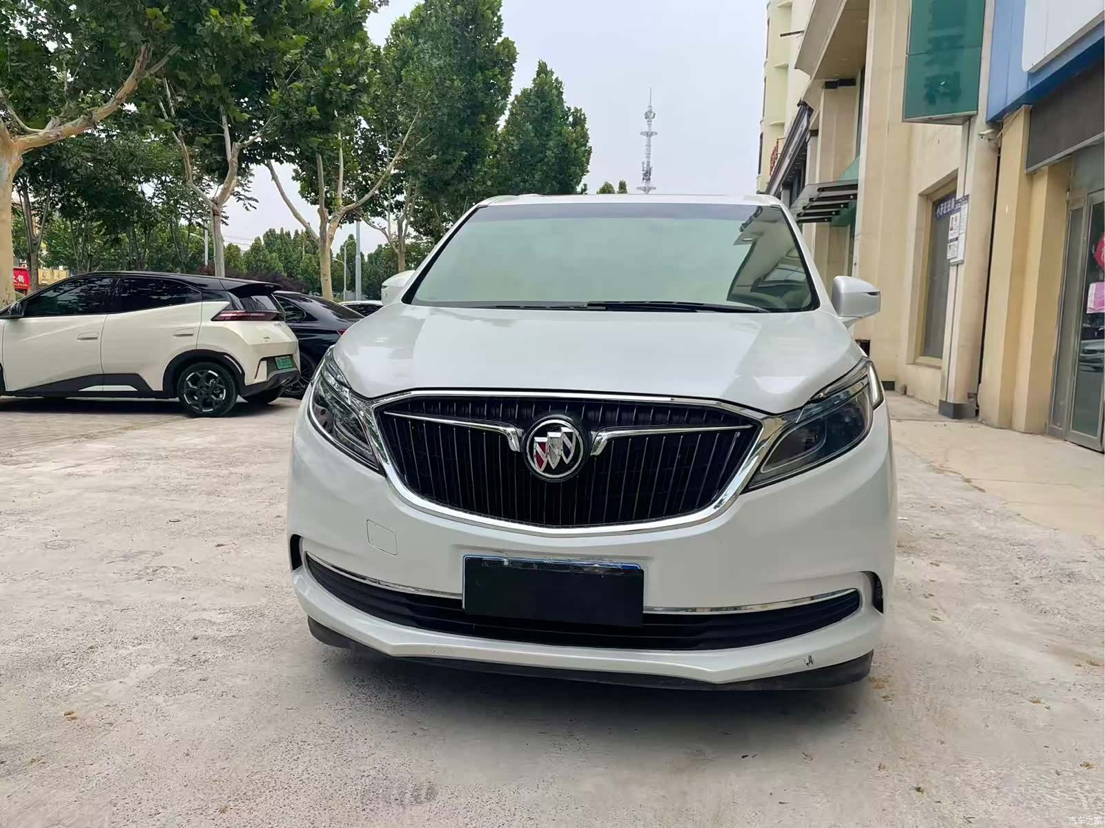 Buick GL8, 2017 2