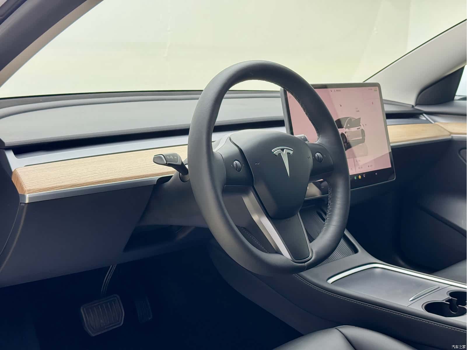 Tesla Model 3, 2023 9