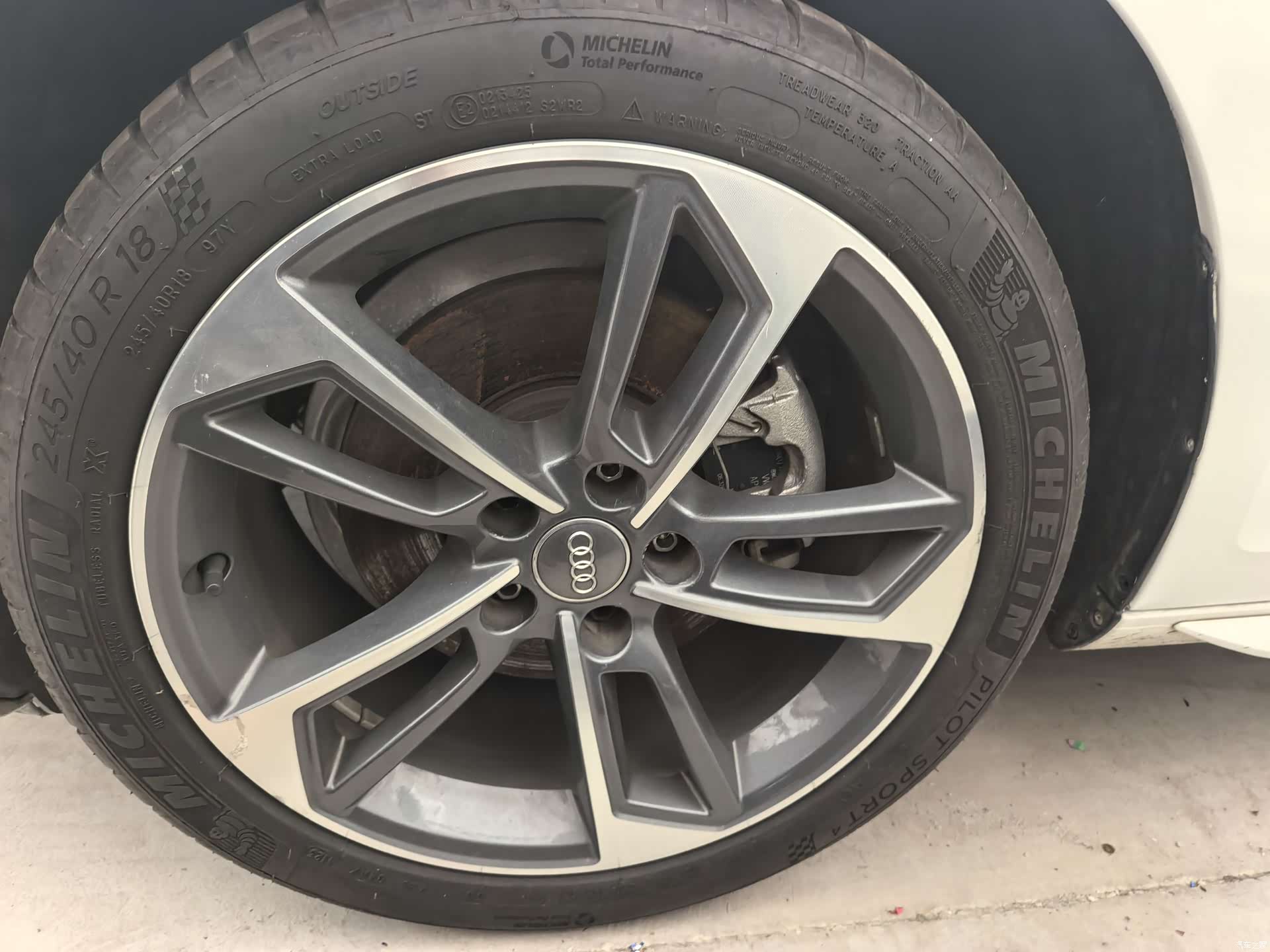 Audi A4L, 2021 4