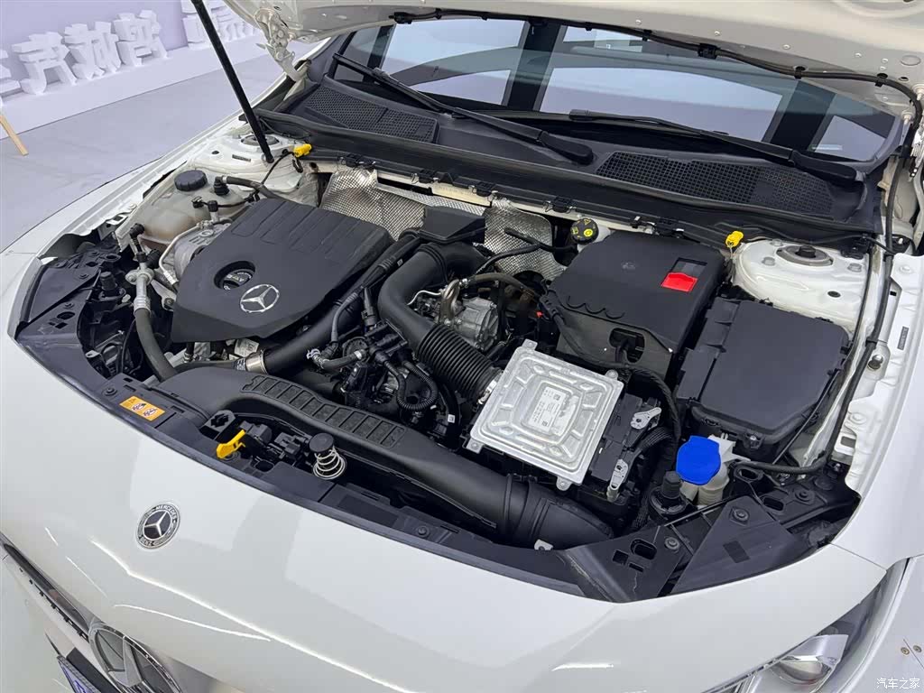 Mercedes-Benz A-Class, 2022 25