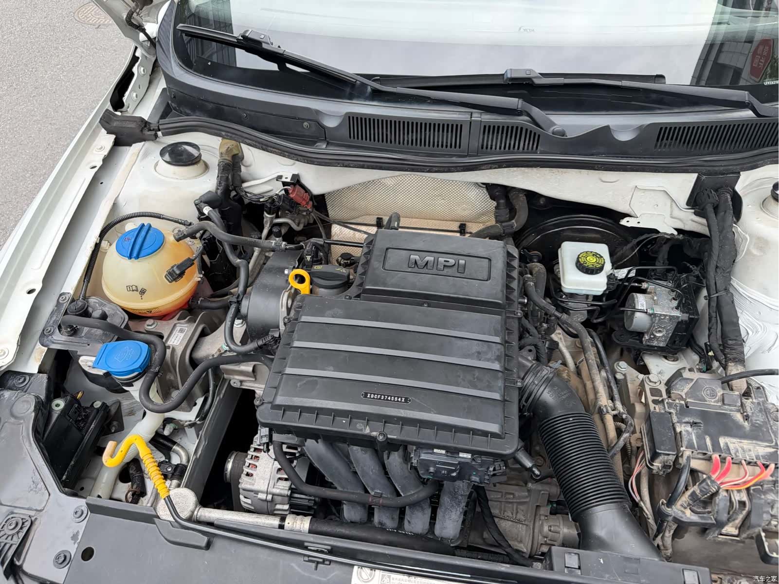 Volkswagen Bora, 2015 16
