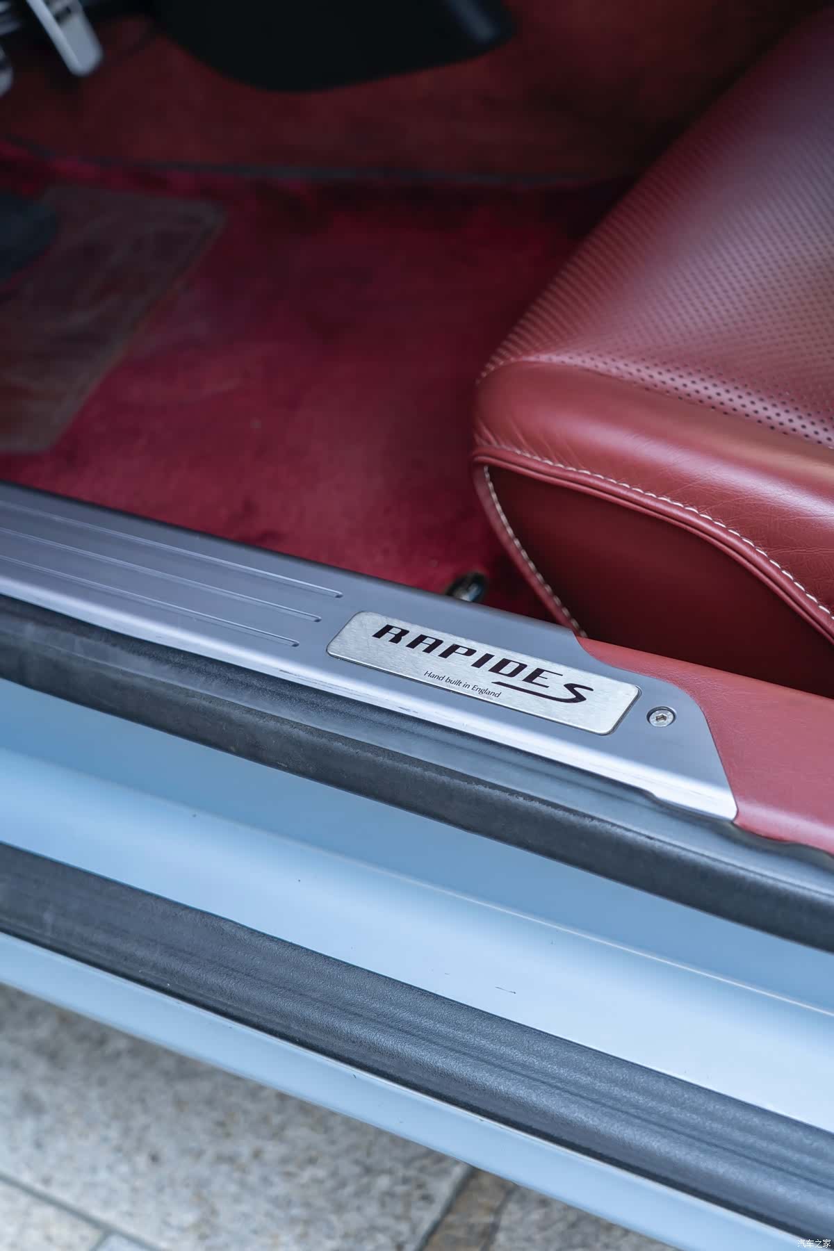 Aston Martin Rapide, 2018 10