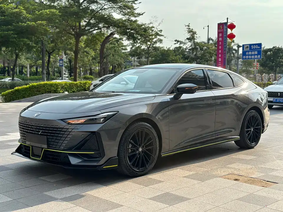 Changan UNI-V