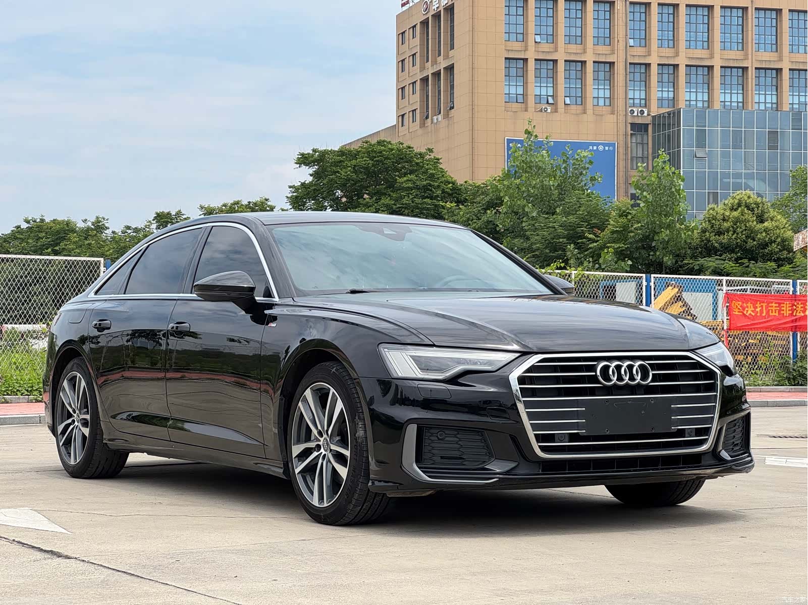 Audi A6L, 2019 3