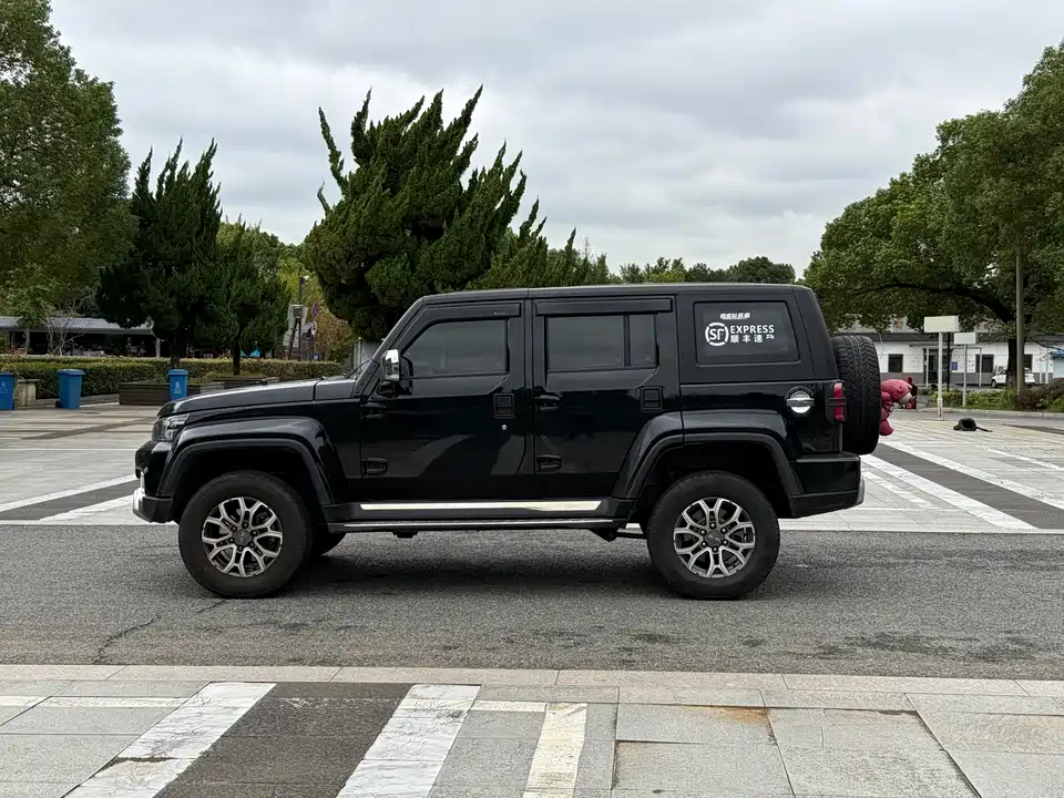 Beijing BJ40