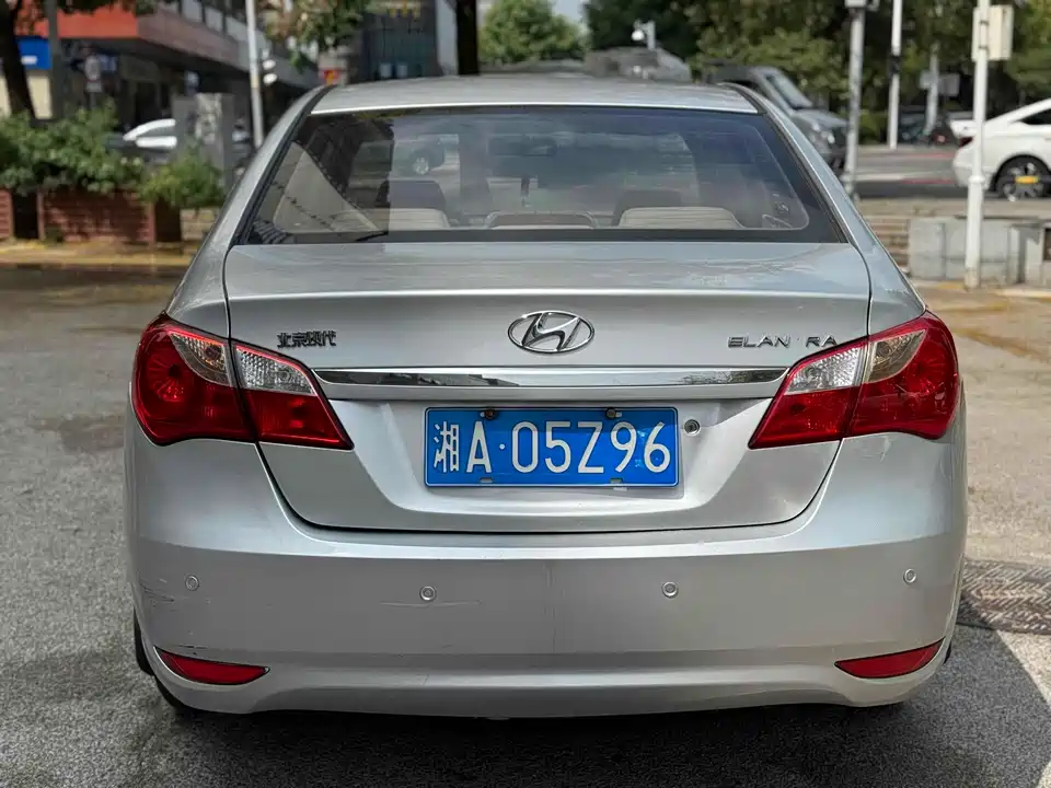 Hyundai Yuedong