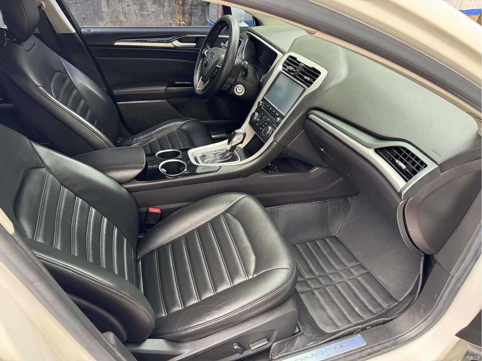 Ford Mondeo, 2016 все фото