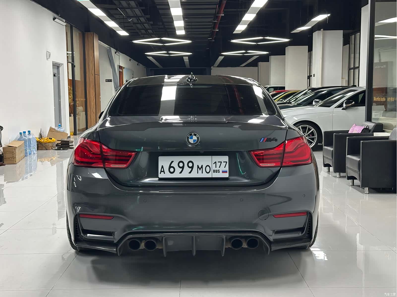 BMW M4, 2018 все фото