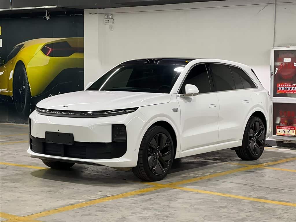 Li Auto L6