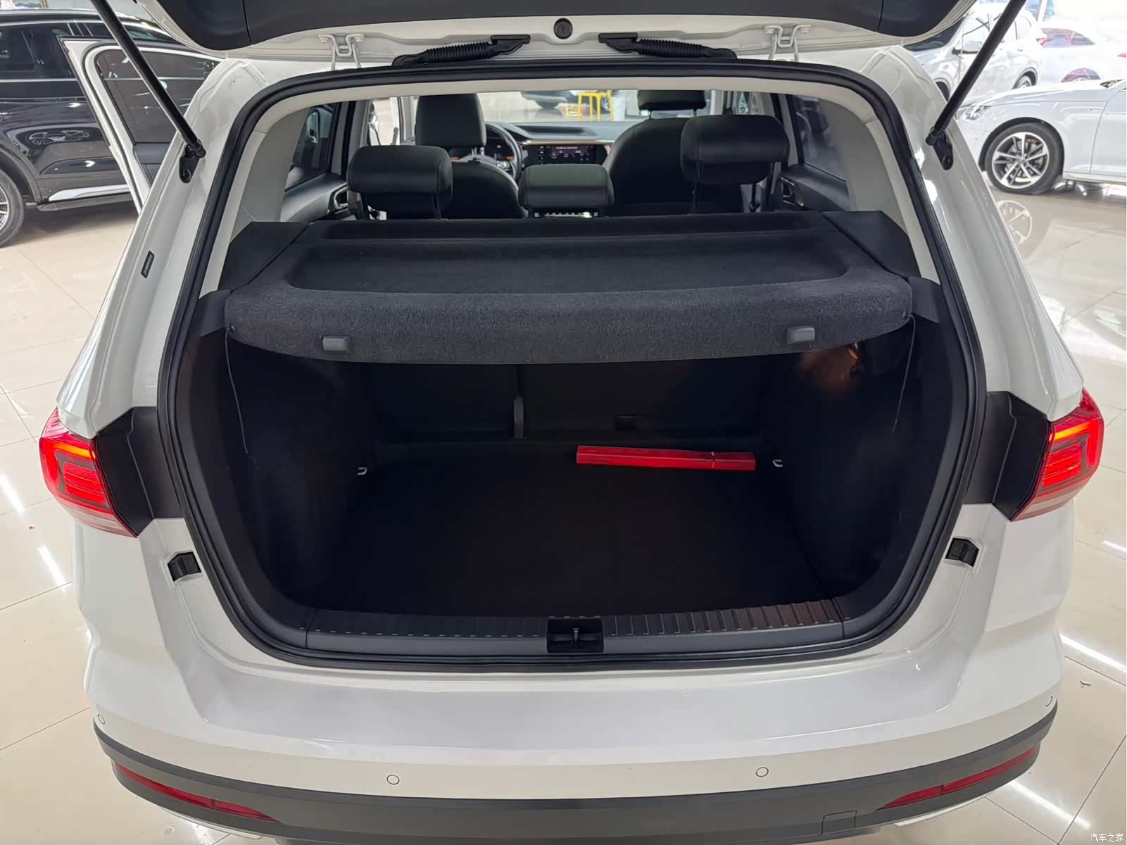 Volkswagen Tharu, 2022 12
