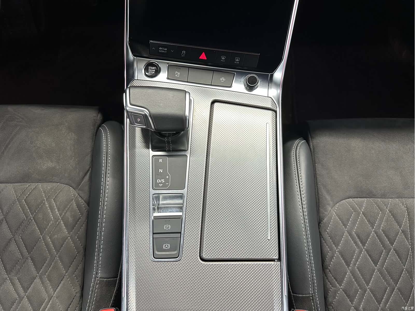 Audi A6L, 2021 7