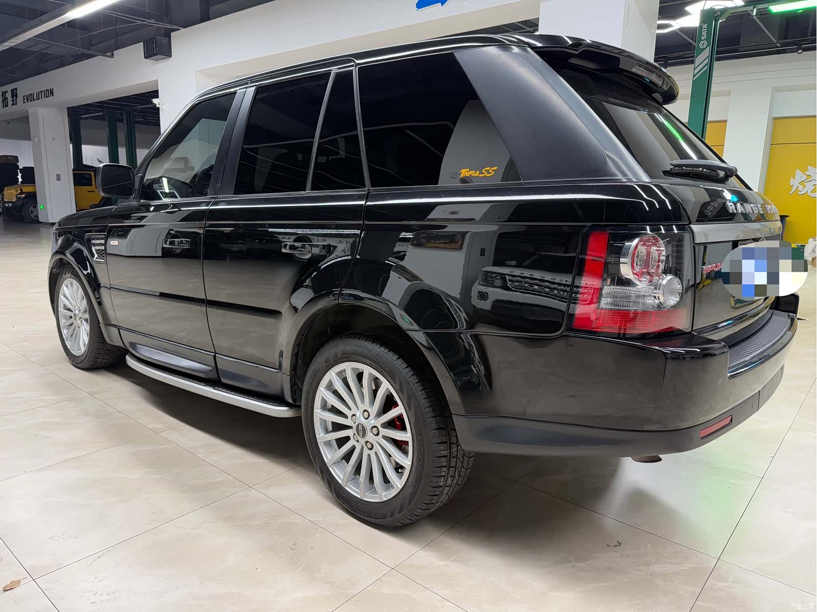 Land Rover Range Rover, 2012 8