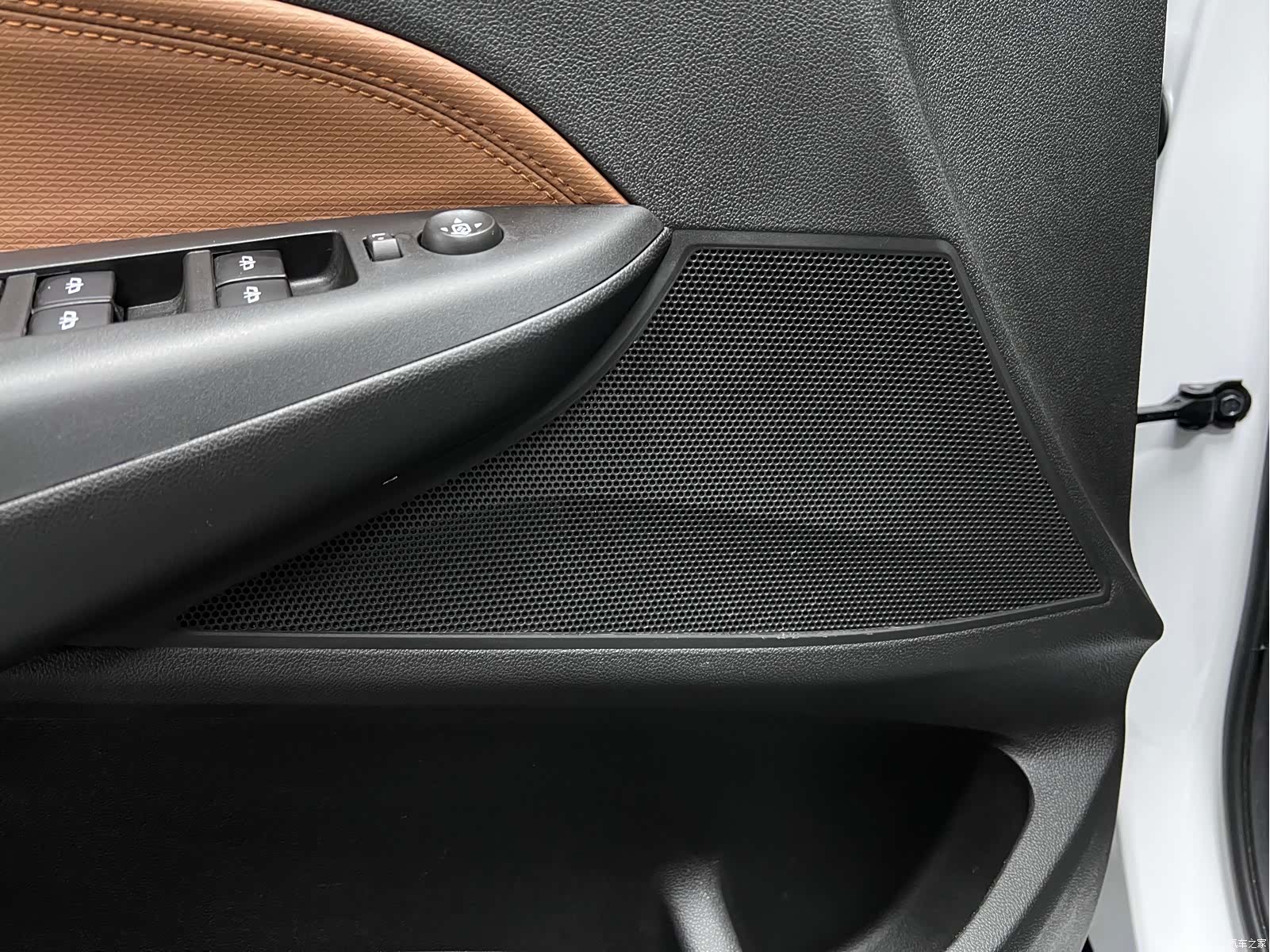 Buick Encore, 2020 18