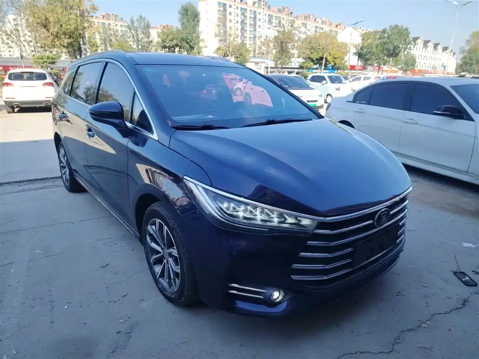 BYD Song MAX