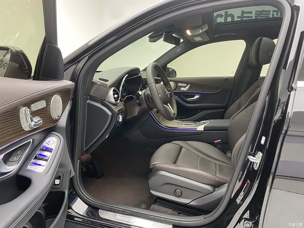 Mercedes-Benz GLC, 2023 19