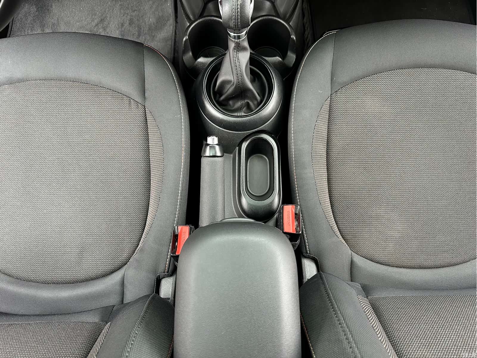 Mini ONE, 2015 13