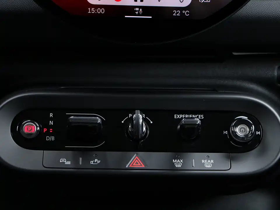 MINI Electric ACEMAN