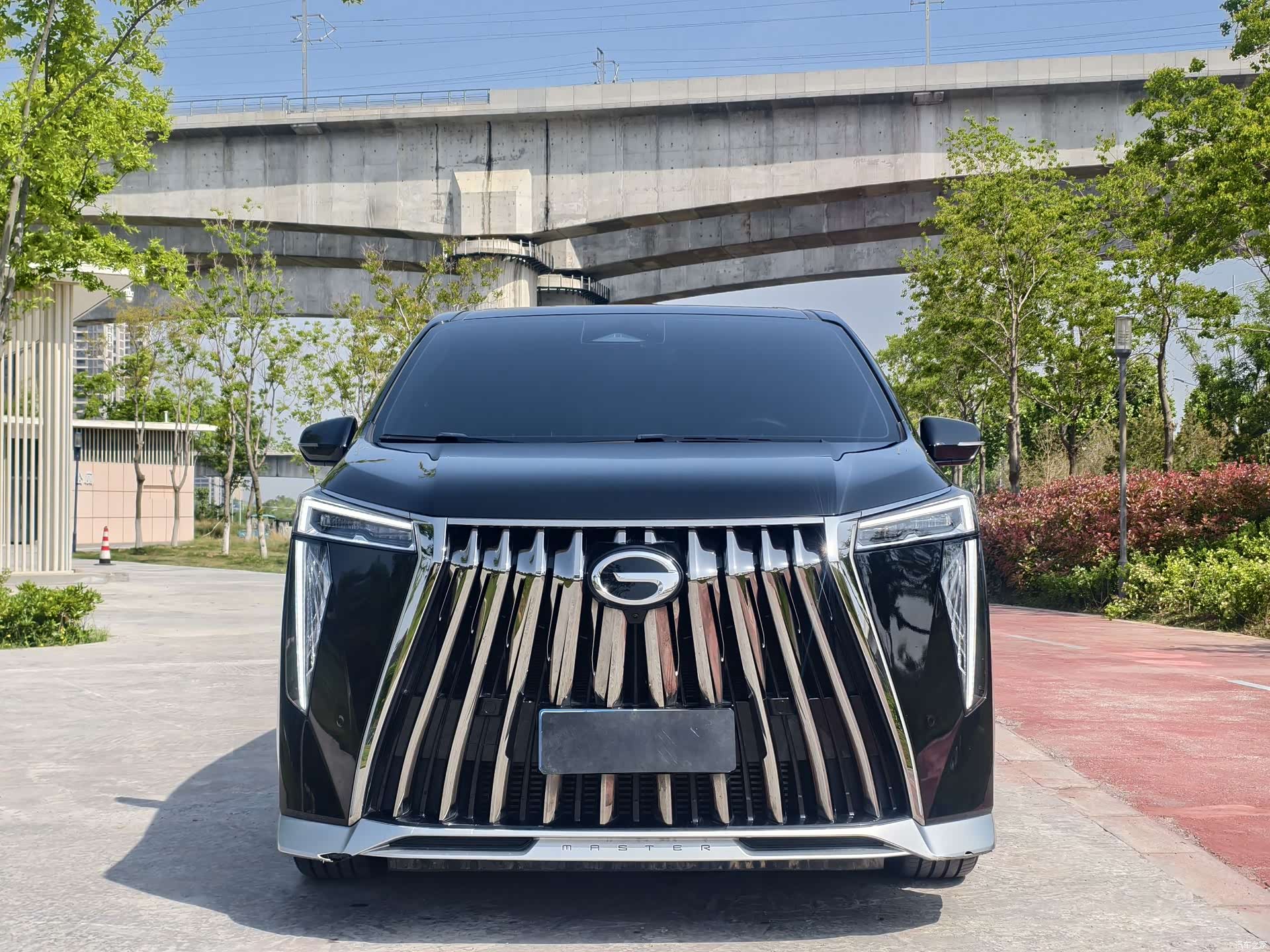 Trumpchi M8, 2025 2