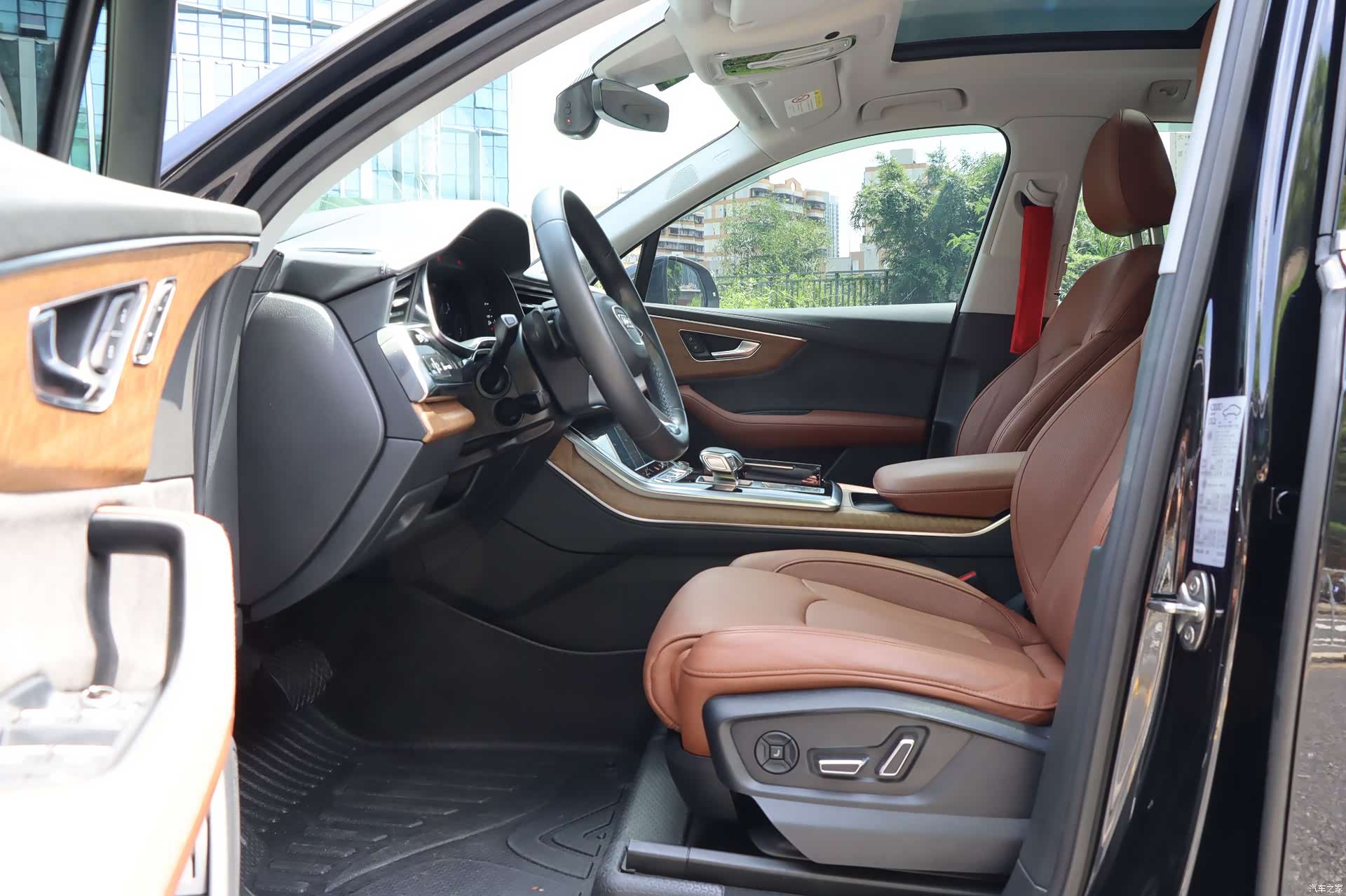 Audi Q7, 2021 11