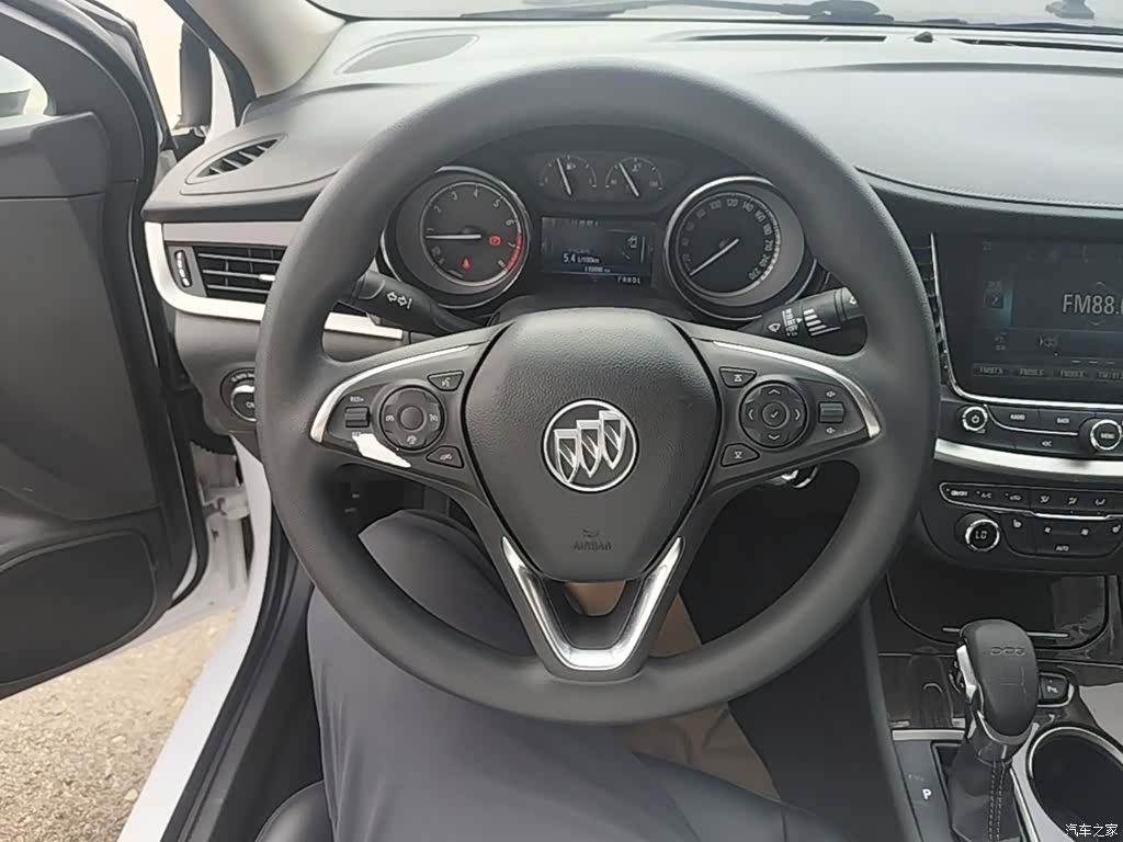 Buick Verano, 2018 7