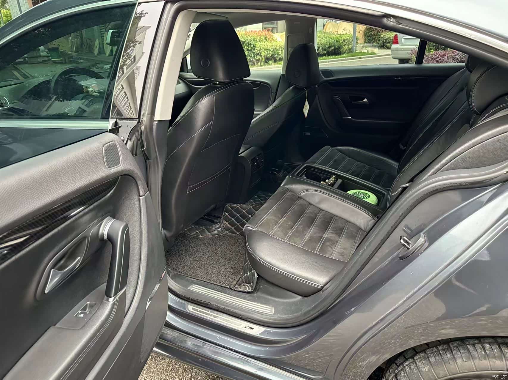 Volkswagen CC, 2011 10
