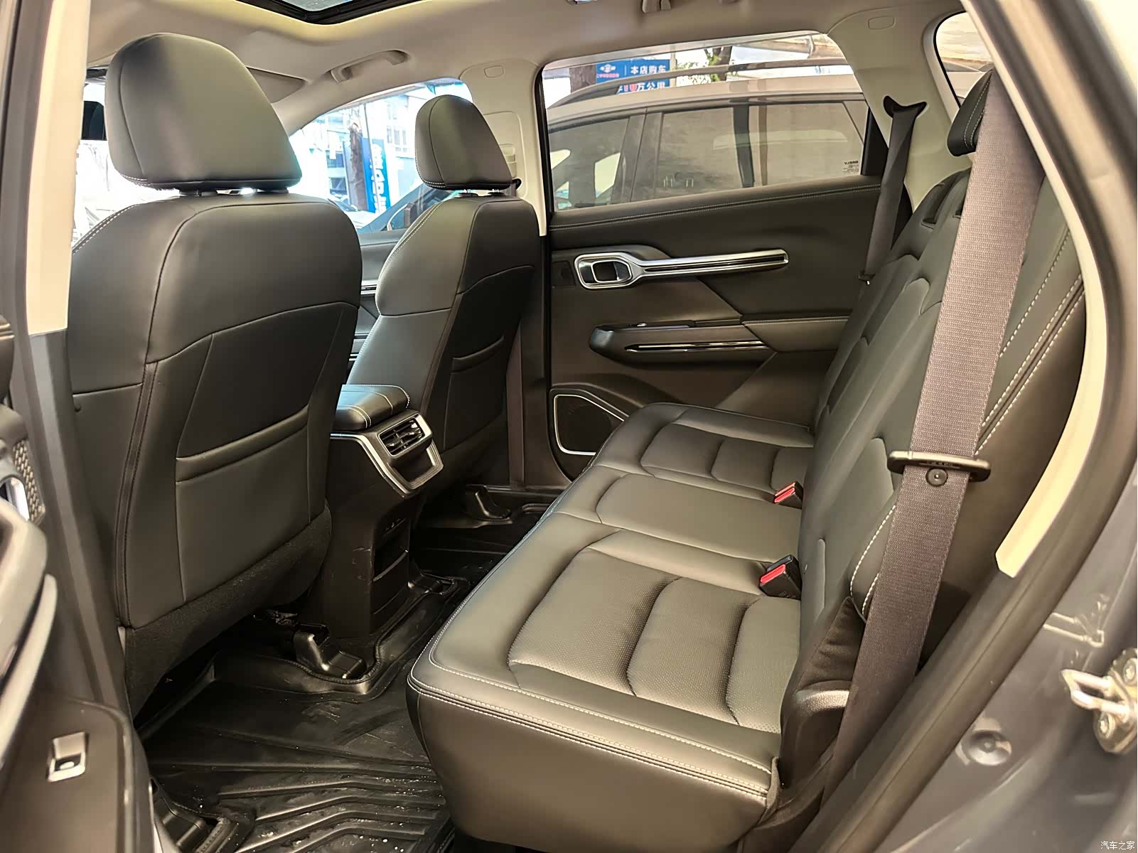 Geely Haoyue, 2021 14