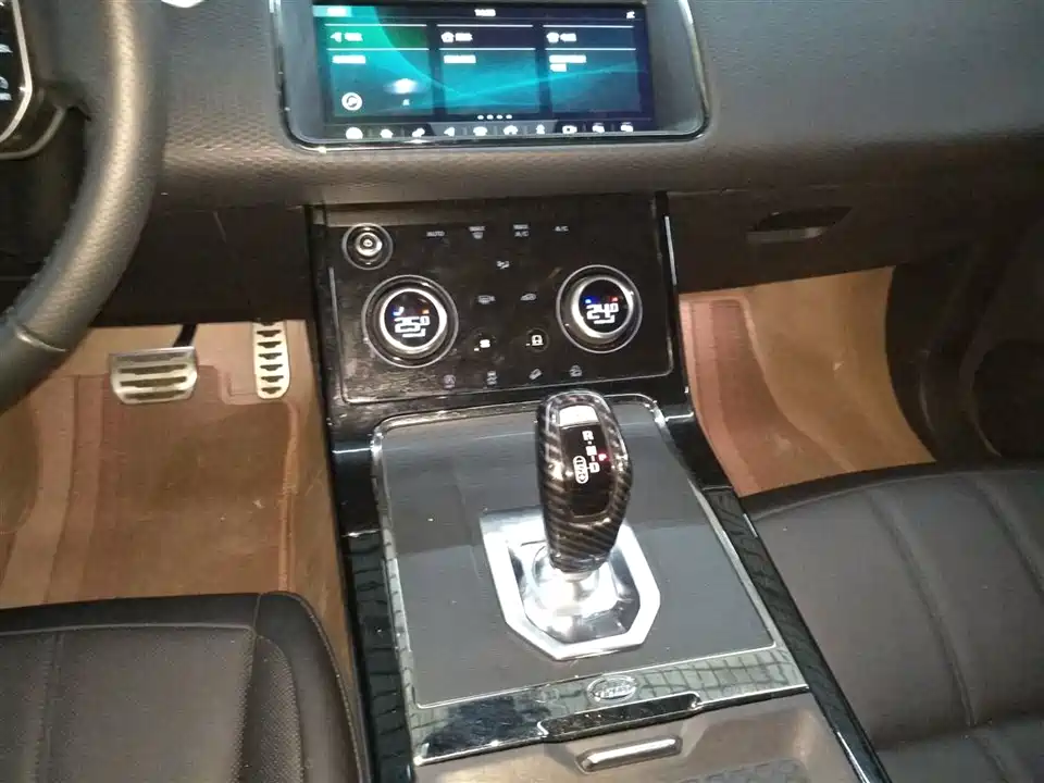 Land Rover Range Rover Aurora