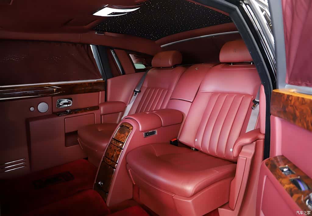 Rolls-Royce Phantom, 2012 8