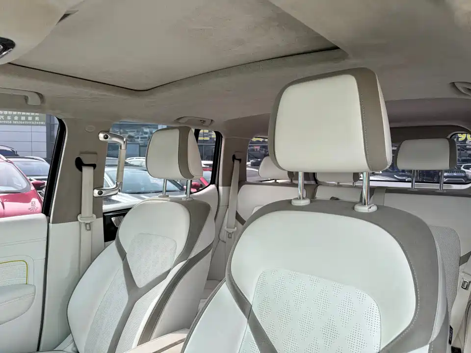 CrossBoundary Co-creation tank 300