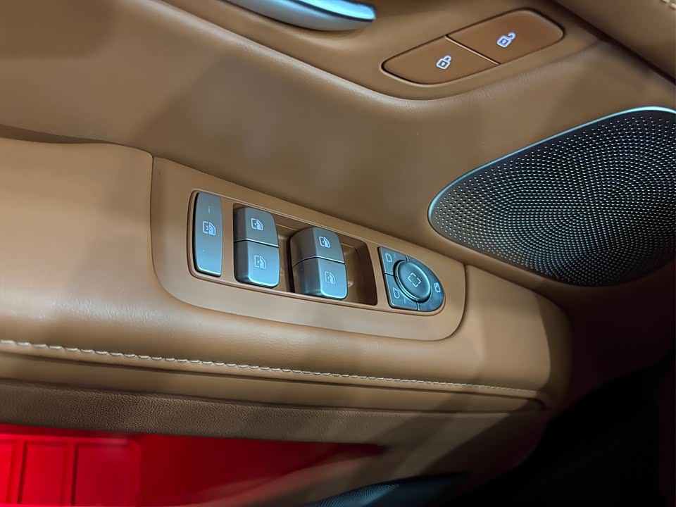 AITO Ask the world M7