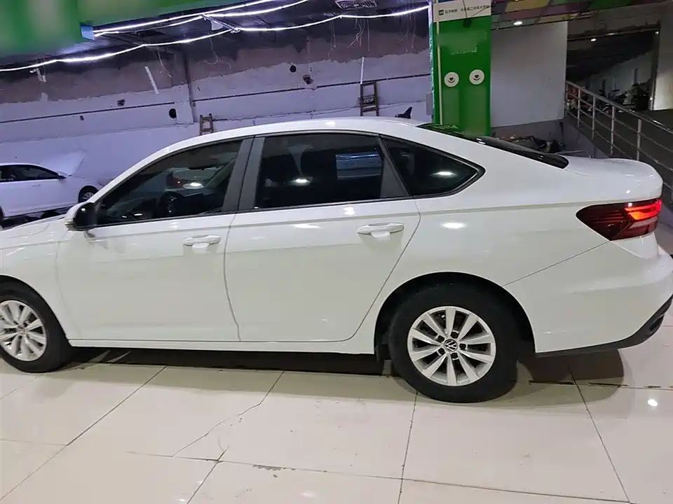 Volkswagen Lavida