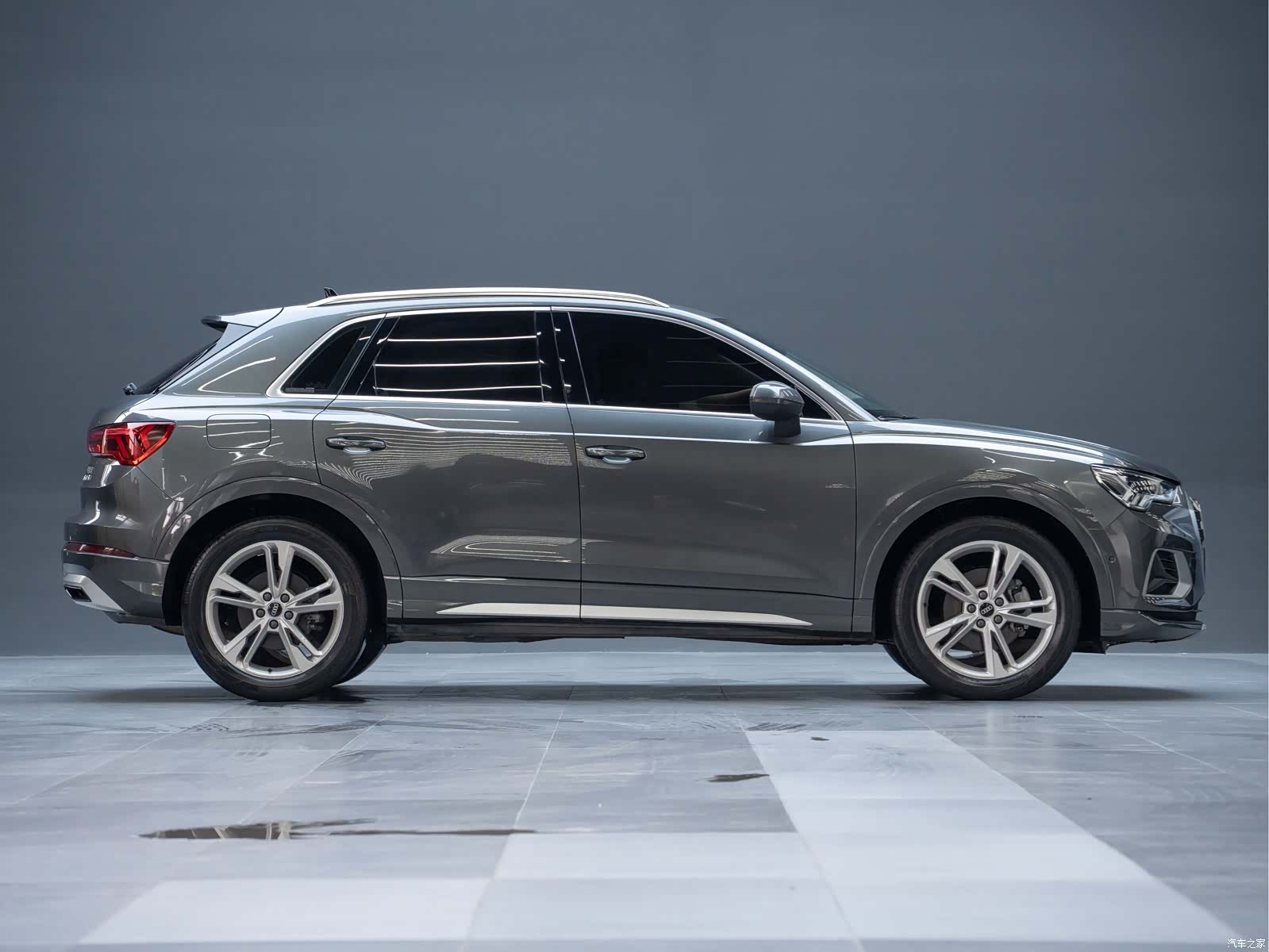 Audi Q3, 2022 6