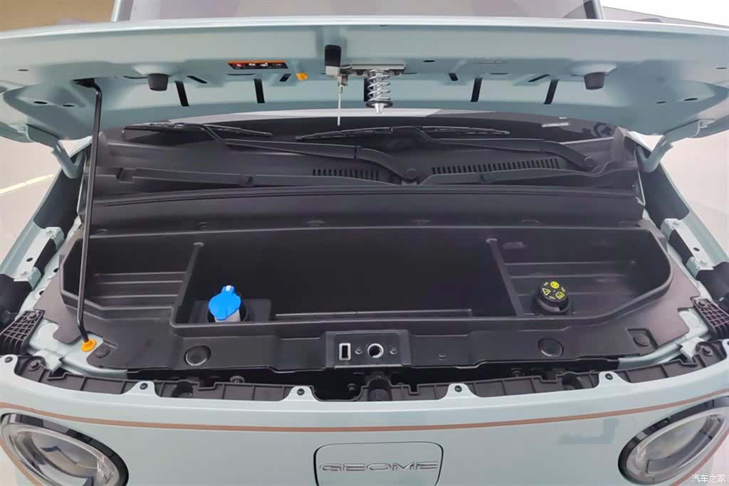 Geely Panda, 2024 10
