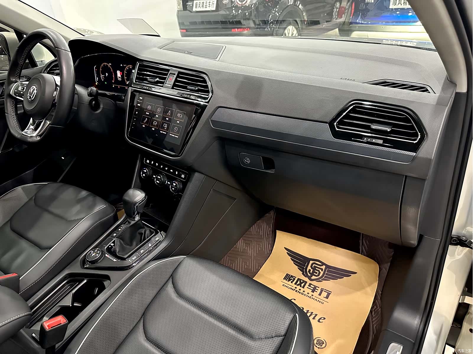 Volkswagen Tiguan L, 2019 24