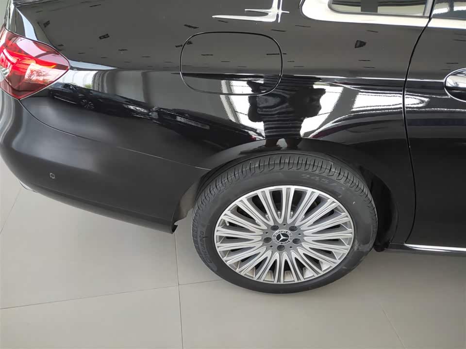 Mercedes-Benz E-class Mercedes-Benz E-class