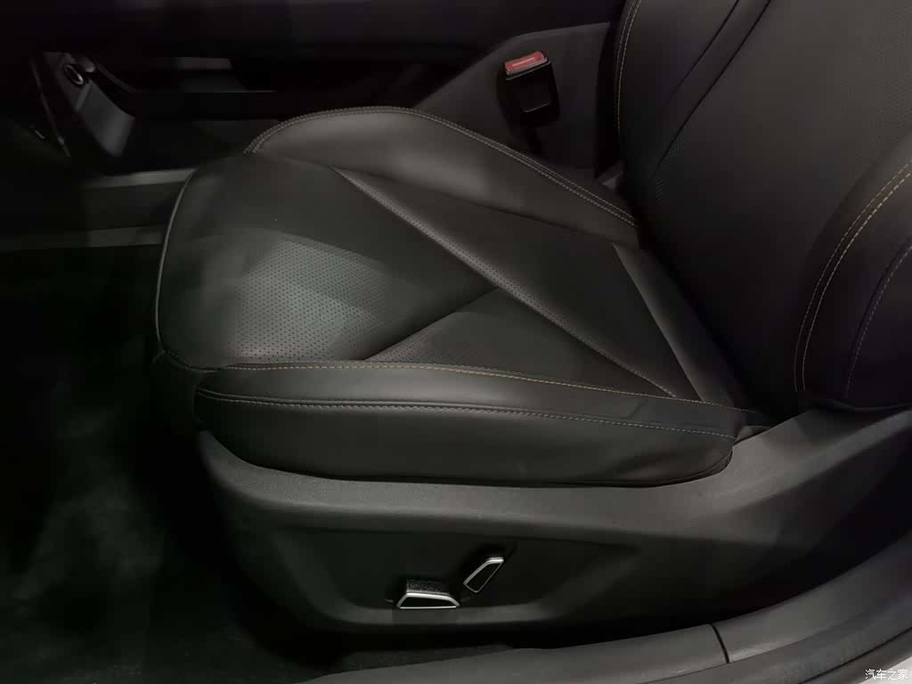 Changan UNI-V, 2023 20