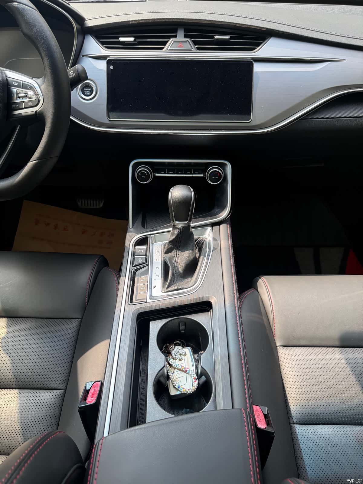 Geely Binray, 2019 12