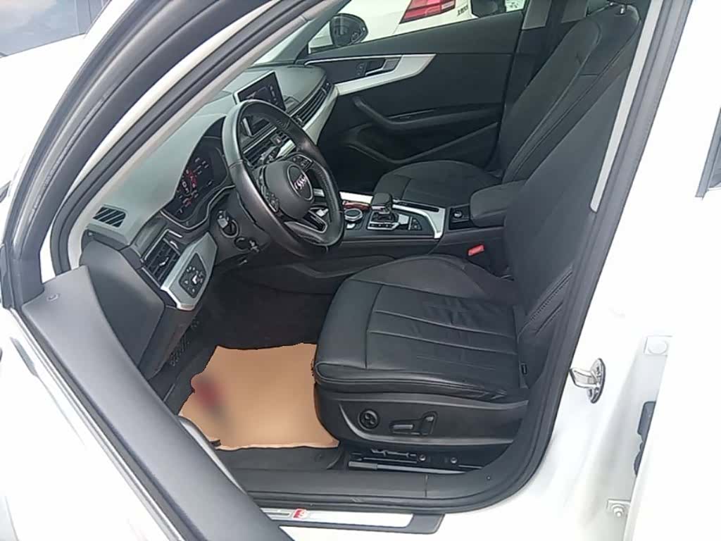 Audi A4L, 2019 16