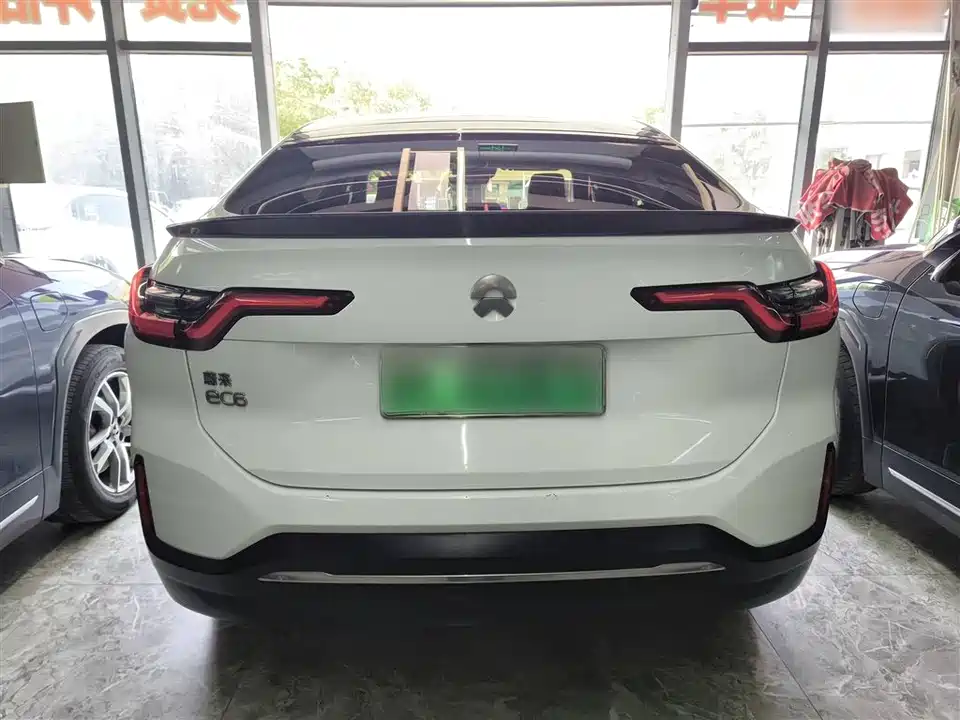 NIO EC6