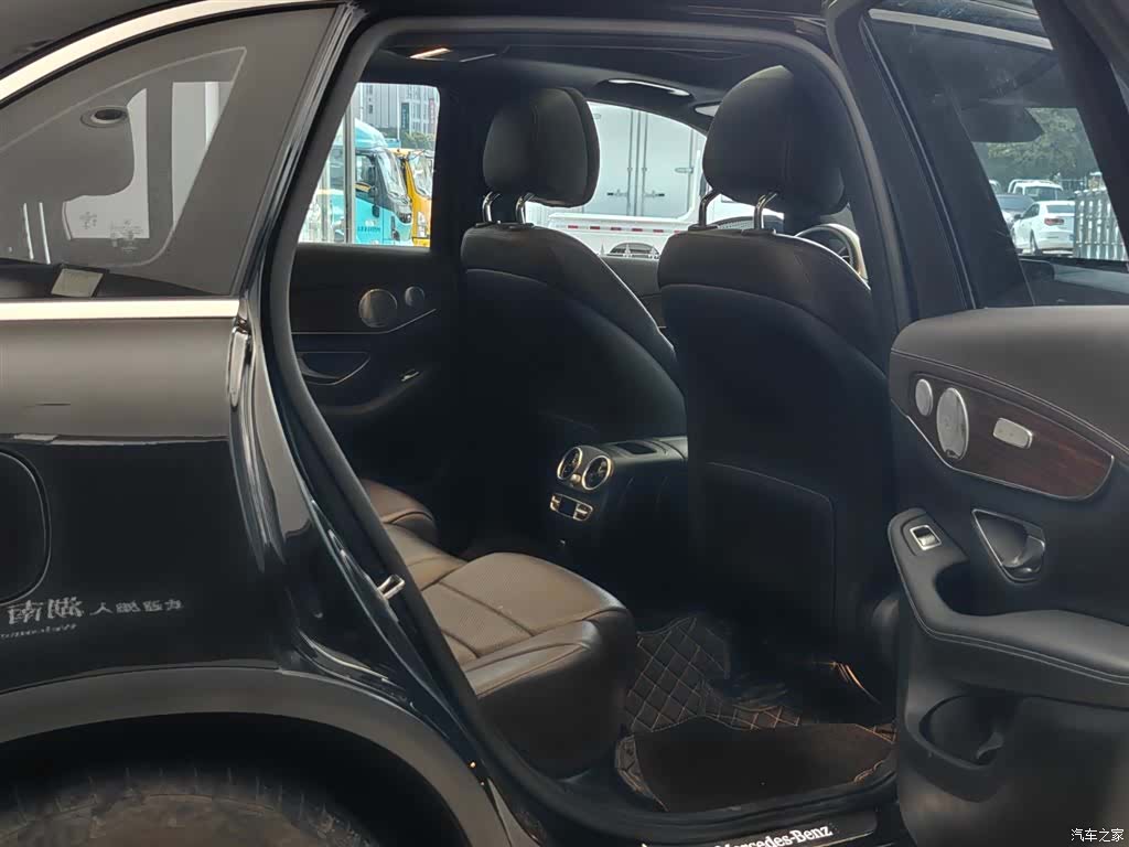 Mercedes-Benz GLC, 2021 11